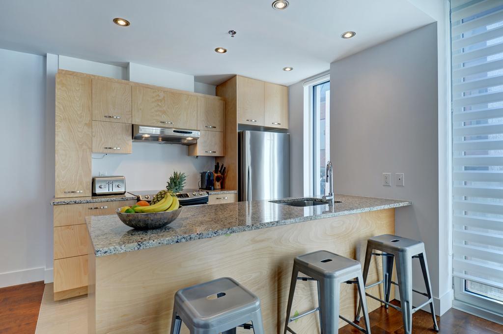 Апартаменты Les Immeubles Charlevoix - Le 760-506 Квебек Экстерьер фото